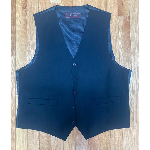 House of Benet Tailored 3 Piece Suit - Picture 2 of 16